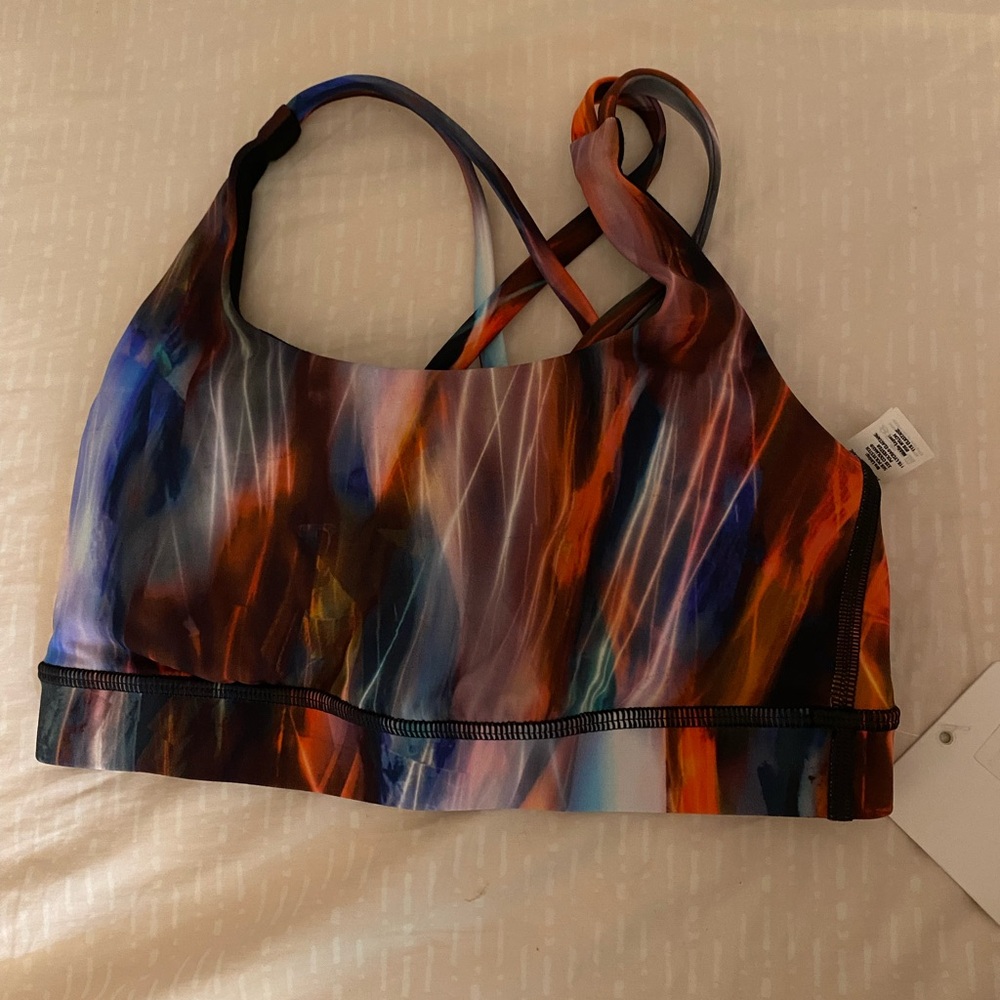 Lululemon sports bra